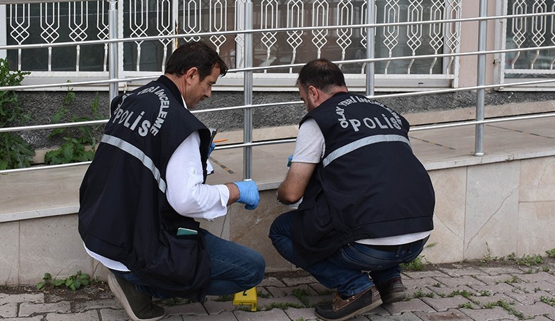 ASM'ye pompalı tüfekle saldırı - Resim : 1