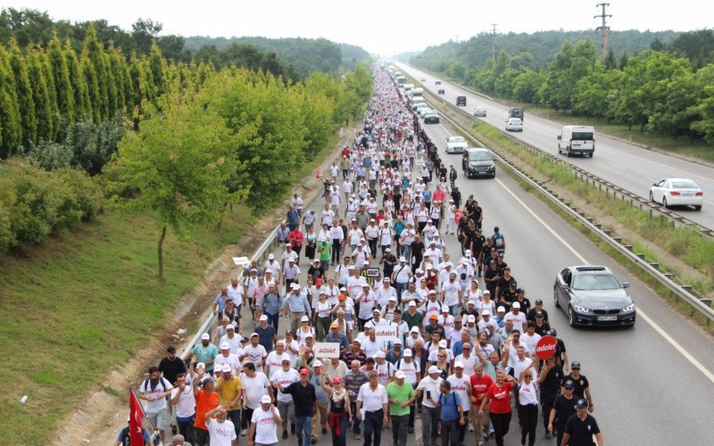 Adalet Yürüyüşü 19. gününde; Türkiye ve adalet için yürüyeceğiz - Resim: 30