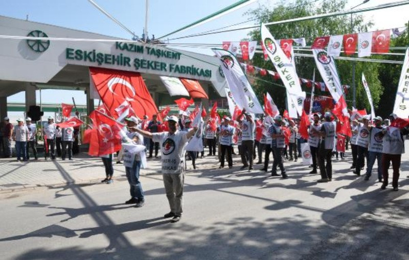 Fotoğraflarla Türkiye'de 1 Mayıs - Resim: 71
