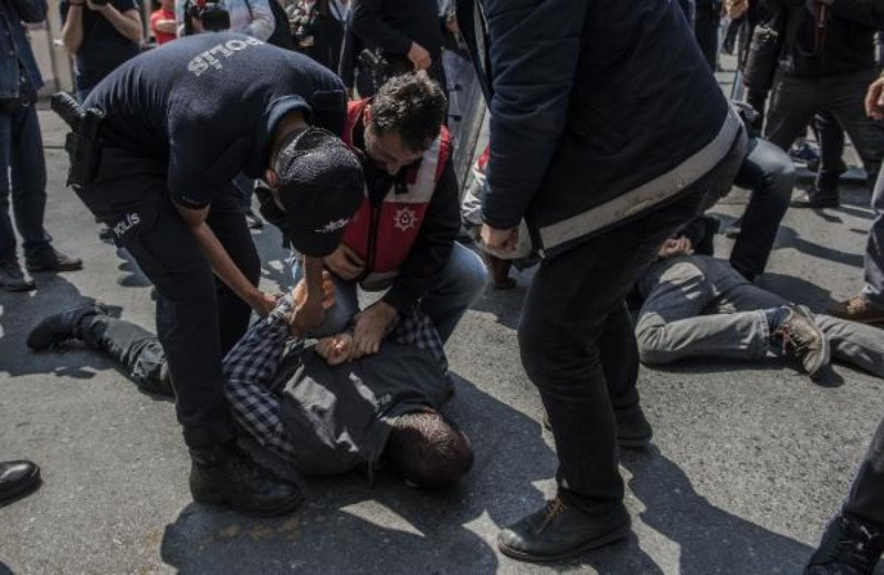 Fotoğraflarla Türkiye'de 1 Mayıs - Resim: 24