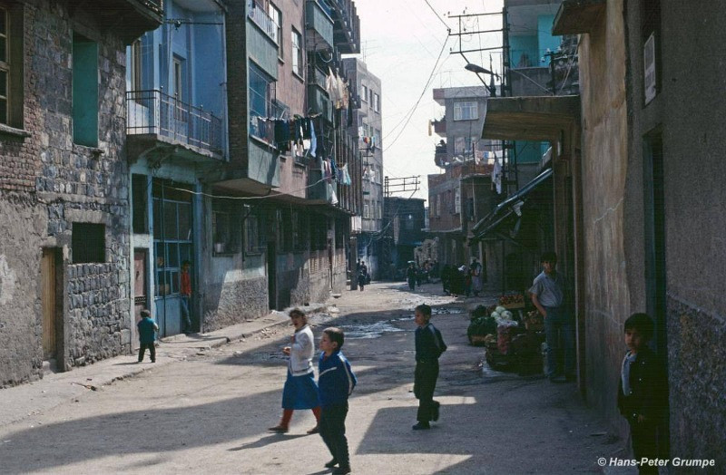 Fotoğrafçı Hans Peter Grumpe'nin objektifinden 90’larda Diyarbakır - Resim: 6
