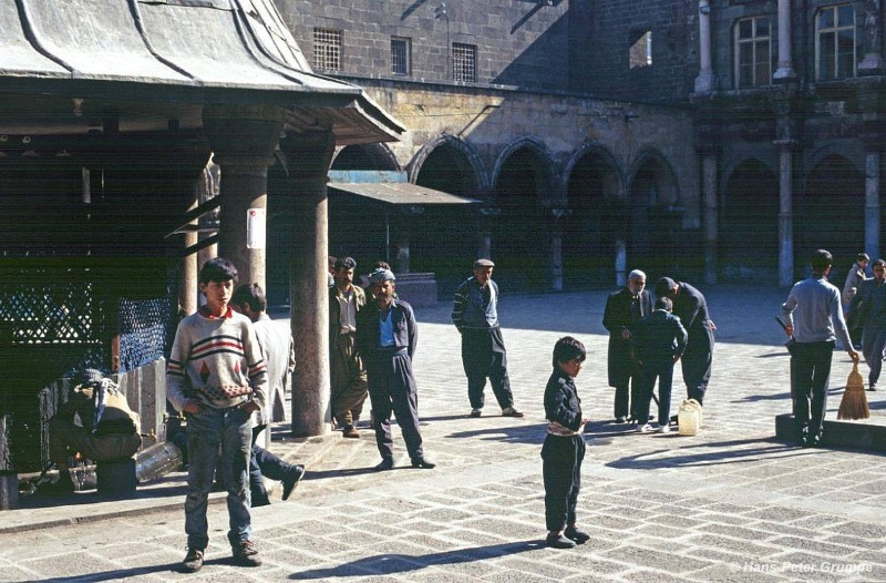 Fotoğrafçı Hans Peter Grumpe'nin objektifinden 90’larda Diyarbakır - Resim: 29