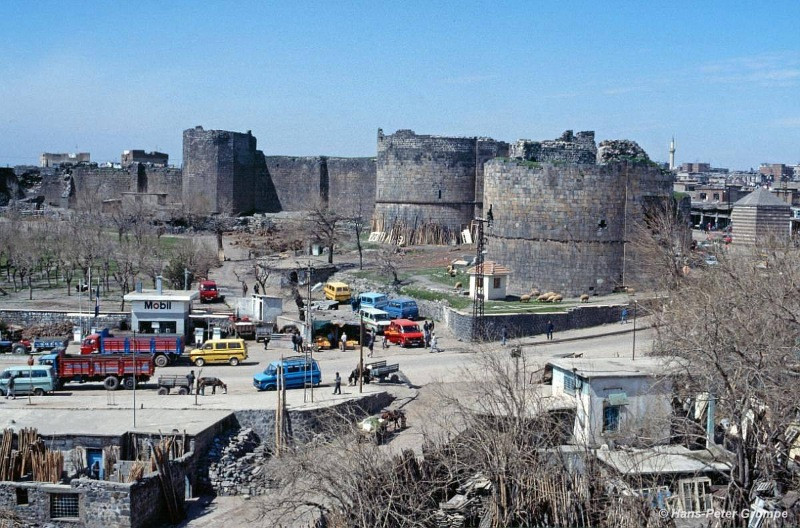 Fotoğrafçı Hans Peter Grumpe'nin objektifinden 90’larda Diyarbakır - Resim: 31
