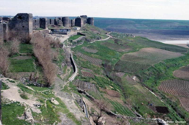 Fotoğrafçı Hans Peter Grumpe'nin objektifinden 90’larda Diyarbakır - Resim: 26