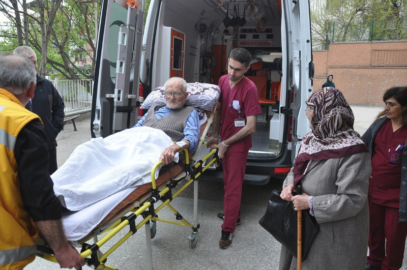 Yaşlı ve engellilerin zor seçimi - Resim: 5
