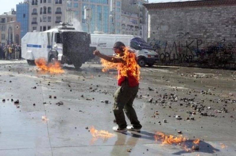 Fotoğraflarla Gezi Parkı Direnişi - Resim: 40