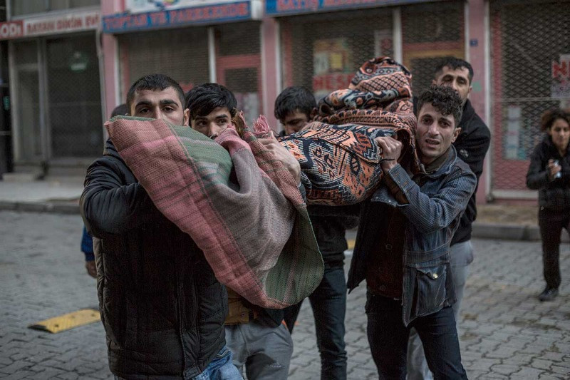 Yıkılan Kürt kentlerinin fotoğrafları Tokyo'da - Resim: 4
