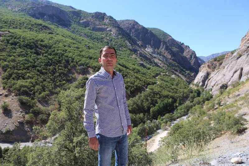Milli parktaki yaban hayvanları, araçlar ve piknikçiler nedeniyle suya ulaşamıyor - Resim: 4