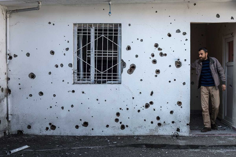 Yıkılan Kürt kentlerinin fotoğrafları Tokyo'da - Resim: 5