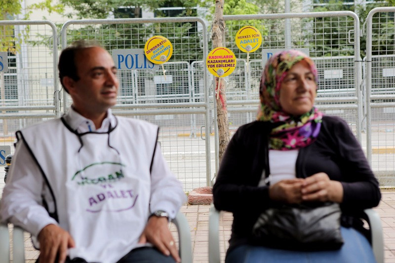 Van'daki Vicdan ve Adalet Nöbeti´nden kareler - Resim: 1