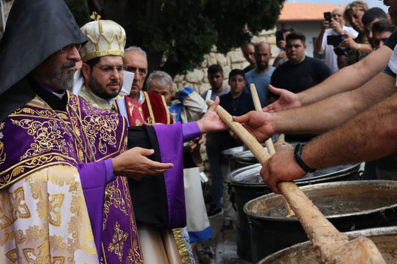 Türkiye'nin son Ermeni Köyü'nde 'Üzüm Bayramı' - Resim: 11