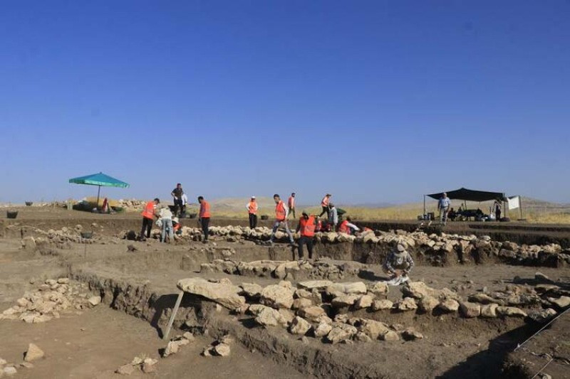 Diyarbakır'daki kazılarda 3 sandık mezar daha bulundu - Resim: 4