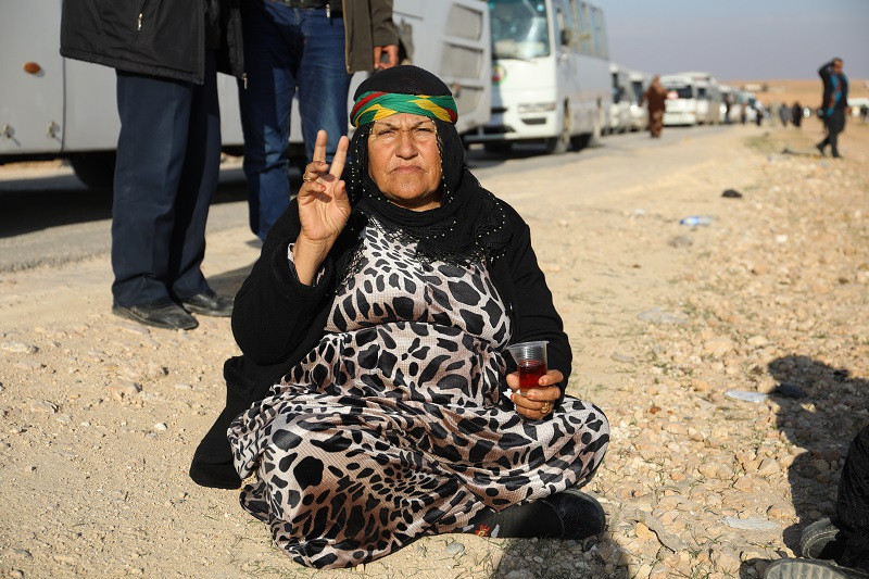 Bomba seslerini bastıran dayanışma mesajları - Resim: 6