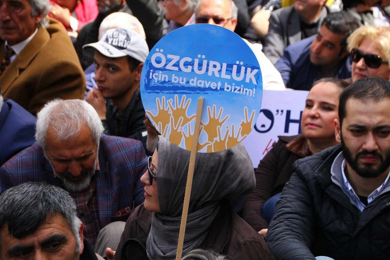 CHP'den 'OHAL' eylemi - Resim: 24