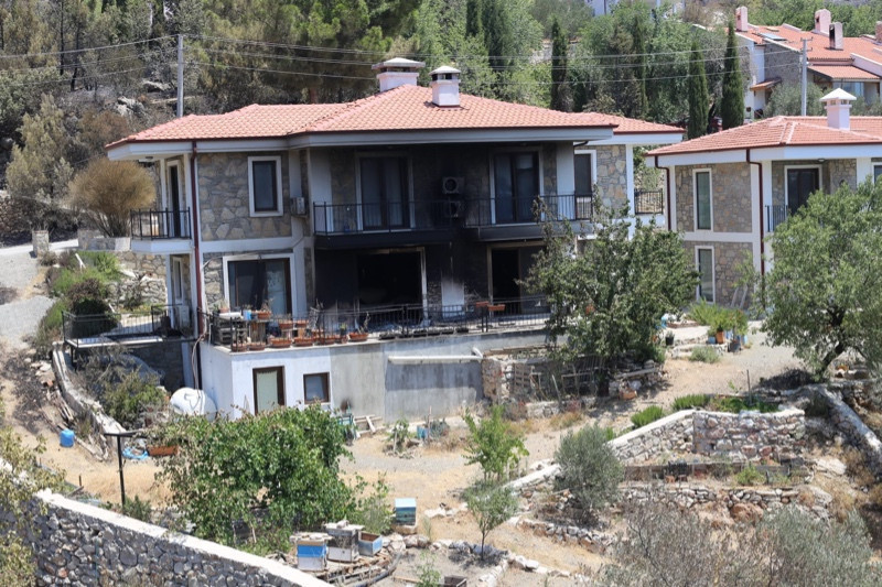 Alevler söndü ama Datça'da hasar büyük - Resim: 7
