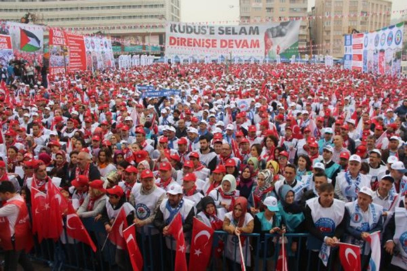 Fotoğraflarla Türkiye'de 1 Mayıs - Resim: 54