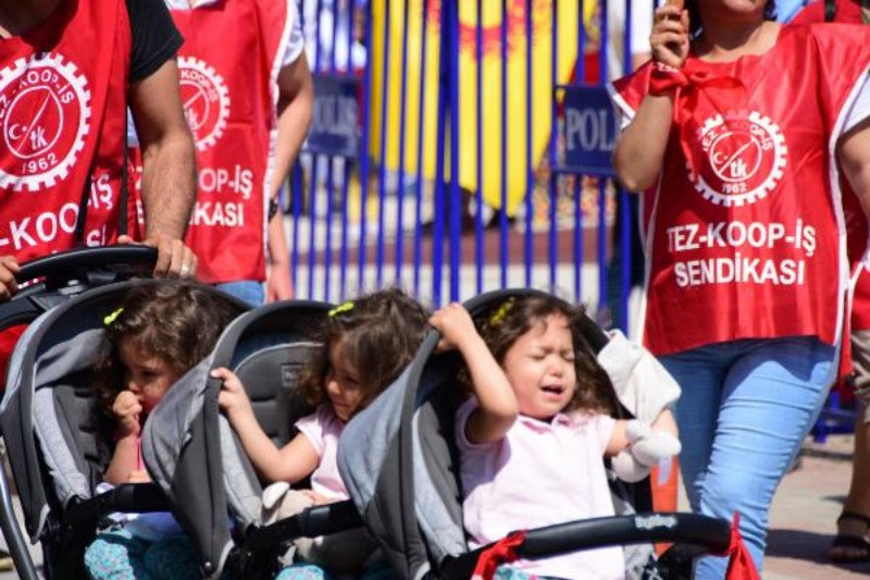 Fotoğraflarla Türkiye'de 1 Mayıs - Resim: 33