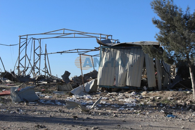 Rojava'da bombalanan bölgeden ilk kareler - Resim: 9