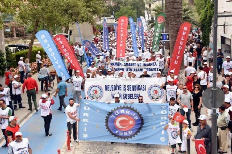 Fotoğraflarla Türkiye'de 1 Mayıs - Resim: 58
