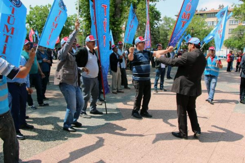 Fotoğraflarla Türkiye'de 1 Mayıs - Resim: 66