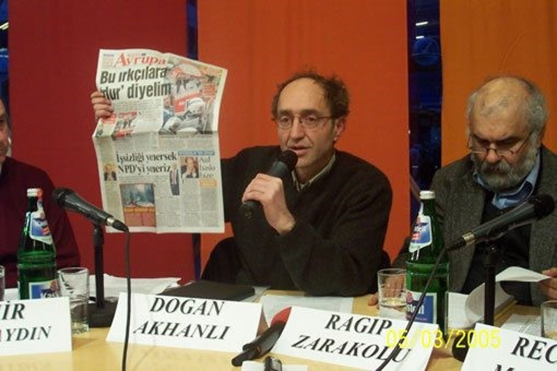 Seninle de vedalaşmak varmış Doğan Akhanlı - Resim : 1