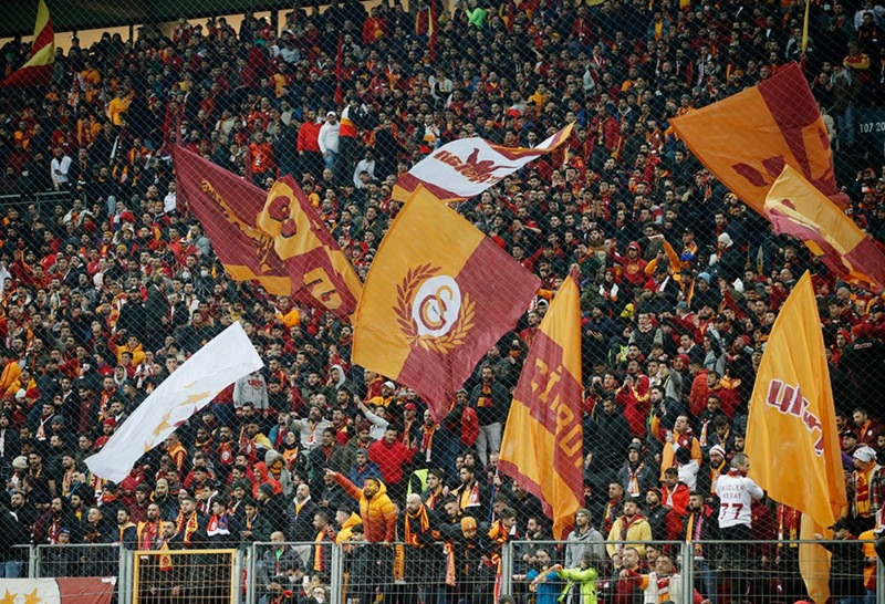 En fazla taraftarı olan takım Galatasaray, en fanatik taraftar Trabzonspor'da - Resim: 1