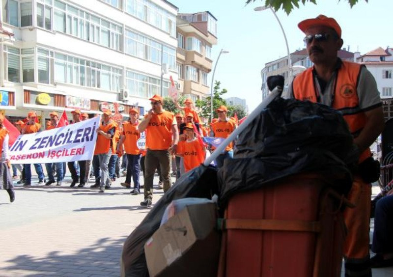 Fotoğraflarla Türkiye'de 1 Mayıs - Resim: 87