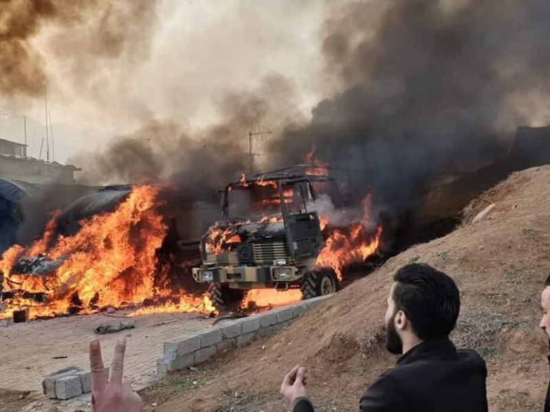 Duhok'ta siviller TSK üssünü bastı - Resim: 5