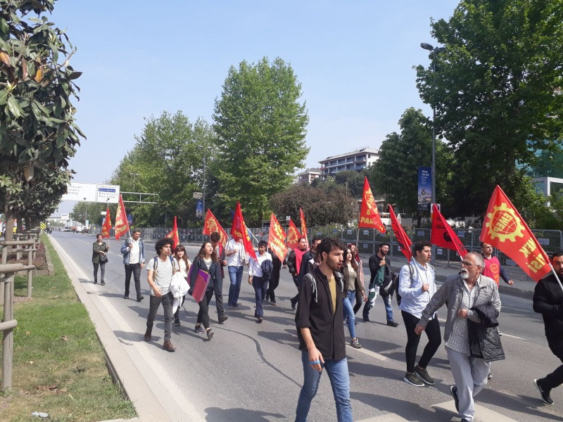 Fotoğraflarla Türkiye'de 1 Mayıs - Resim: 13