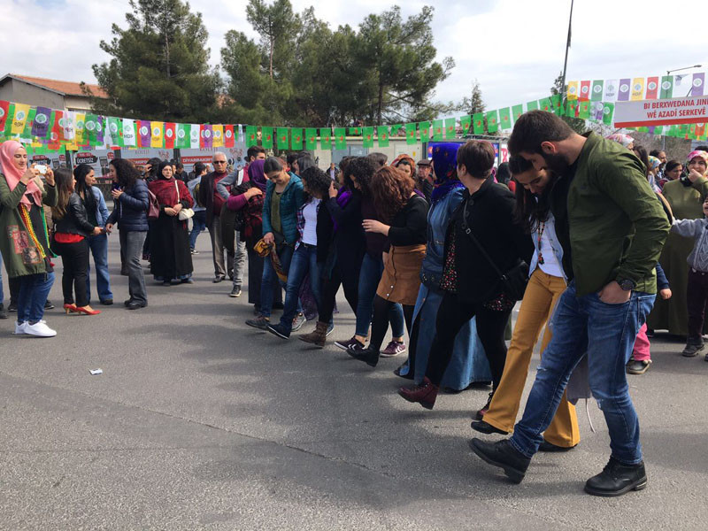 Diyarbakır, Ankara ve Van'da 8 Mart mitingleri - Resim: 13