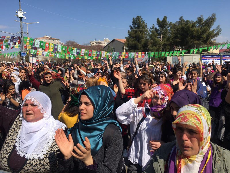 Diyarbakır, Ankara ve Van'da 8 Mart mitingleri - Resim: 18