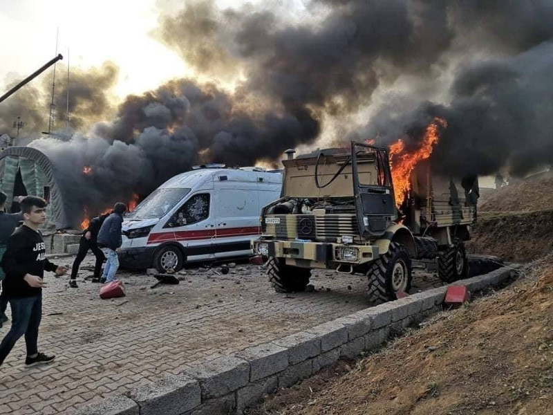 Duhok'ta siviller TSK üssünü bastı - Resim: 3