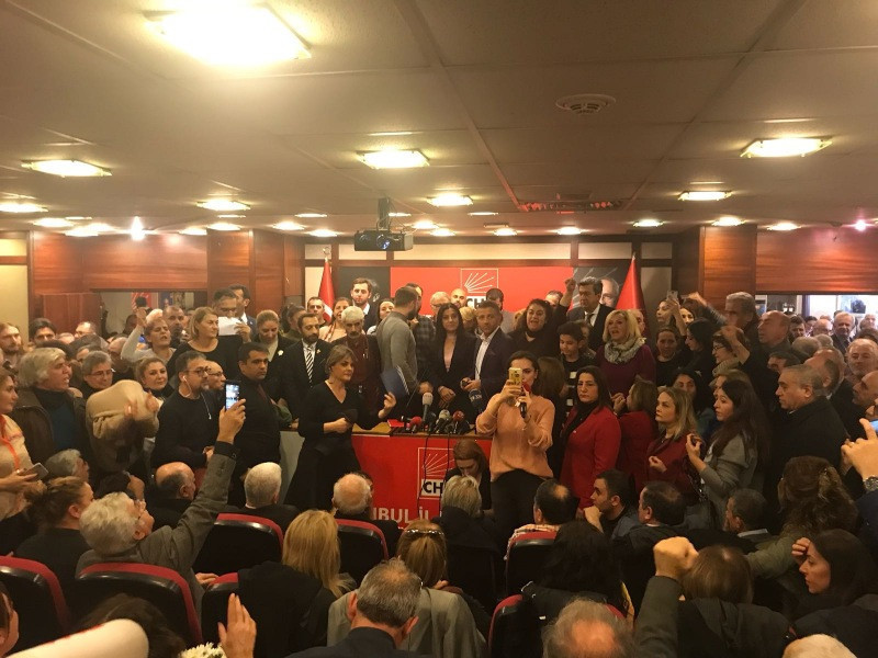 Canan Kaftancıoğlu görevi devralırken - Resim: 1