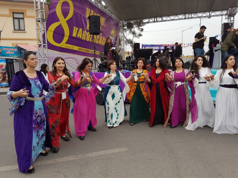 Pervin Buldan'dan Erdoğan'a: Siz kadınlar gününü kutlamayın - Resim: 4