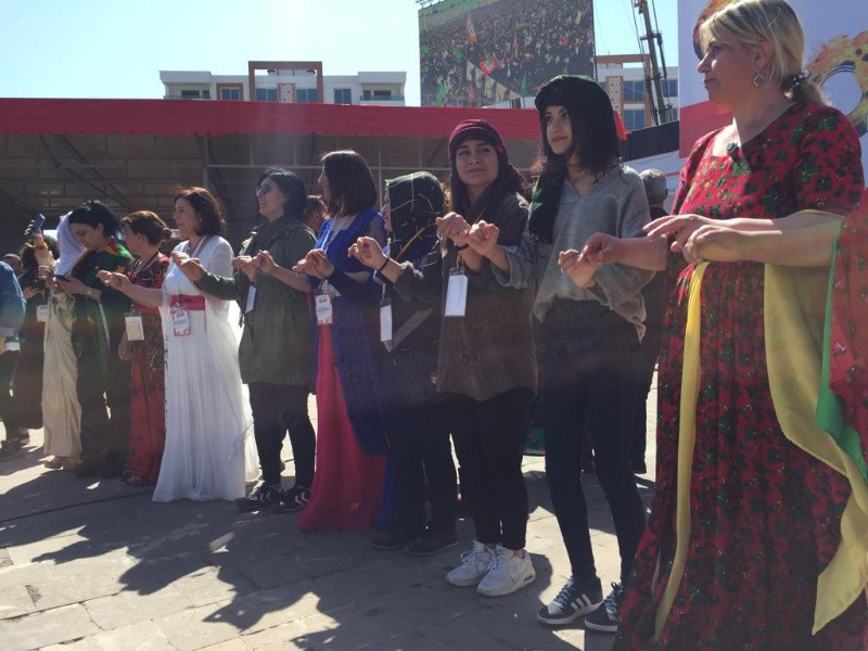 Diyarbakır’da yüz binler Newroz'u kutladı - Resim: 3