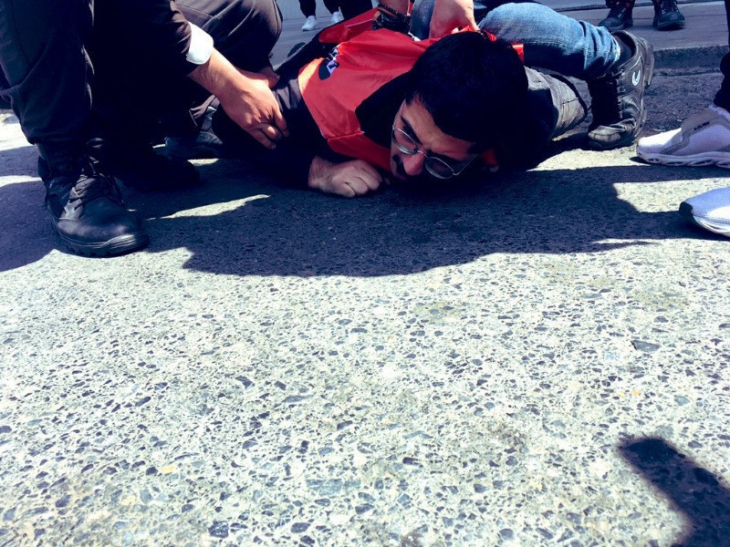 Taksim'e yürümek isteyenlere polis müdahalesi: 127 gözaltı - Resim: 10