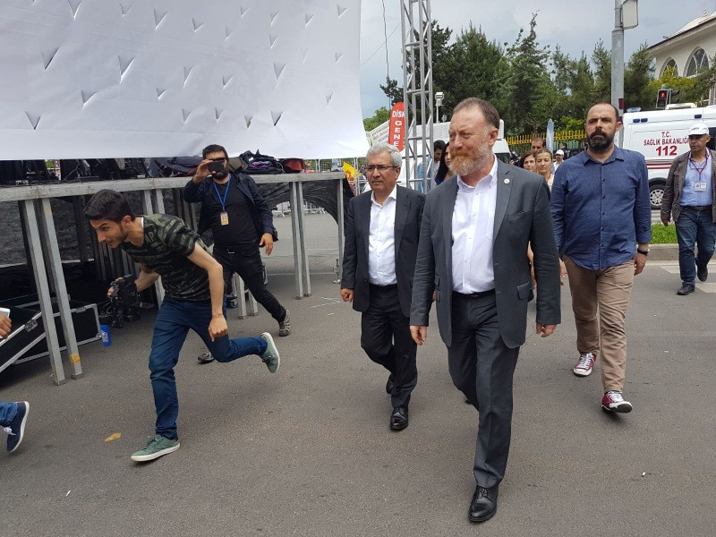 Fotoğraflarla Türkiye'de 1 Mayıs - Resim: 18