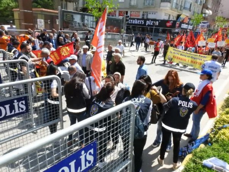 Fotoğraflarla Türkiye'de 1 Mayıs - Resim: 84