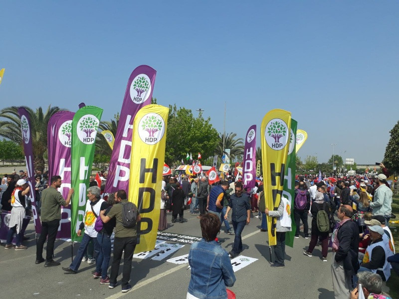 Fotoğraflarla Türkiye'de 1 Mayıs - Resim: 1