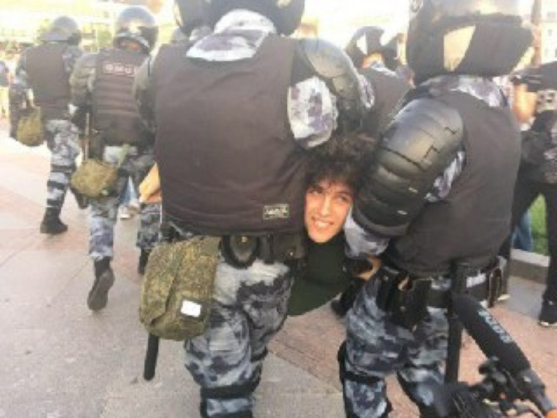 Moskova’da protesto sesleri - Resim: 12