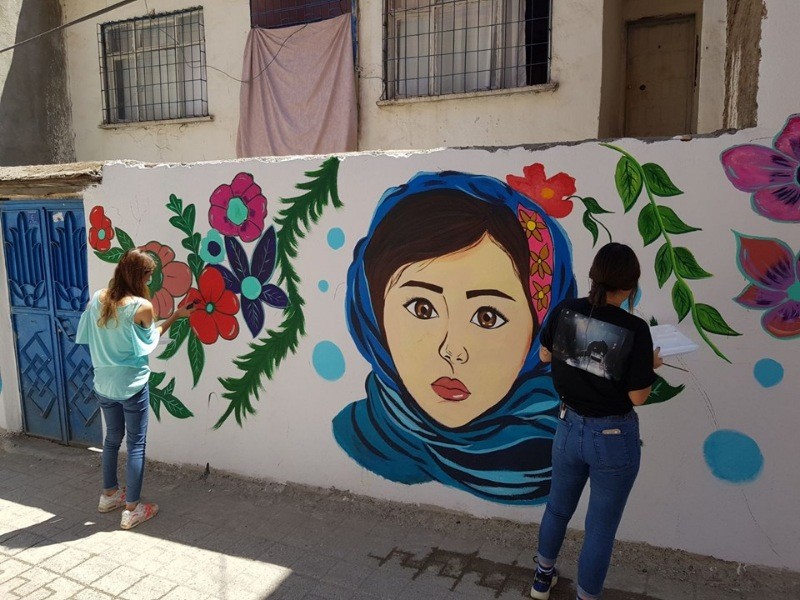 Diyarbakır sokaklarını renklendiren Nazlı öğretmen - Resim: 9