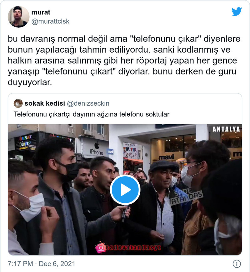Sokak röportajında 'Telefonunu çıkar' diyen adamlardan birinin ağzına telefonu soktu - Resim : 3