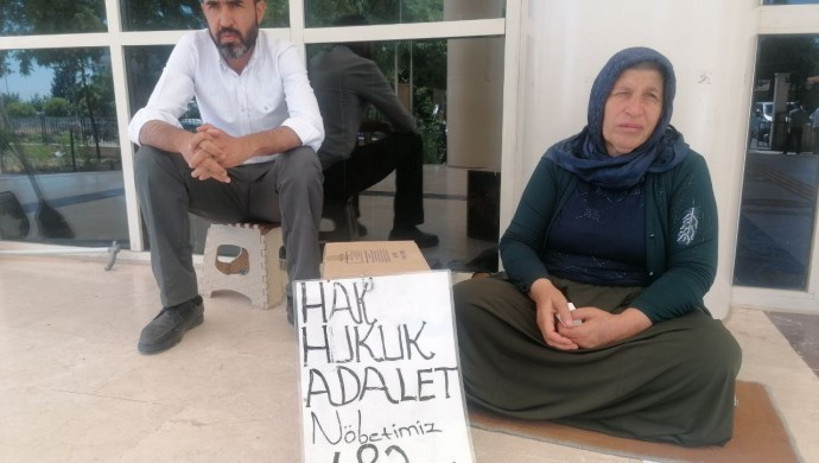 Şenyaşar ailesi: 483 gündür 'saray'ın kapısında adalet nöbeti tutuyoruz - Resim : 1