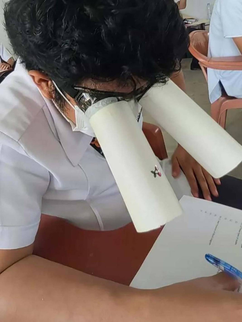 Filipinler'de 'kopya karşıtı şapkalar' viral oldu - Resim: 3