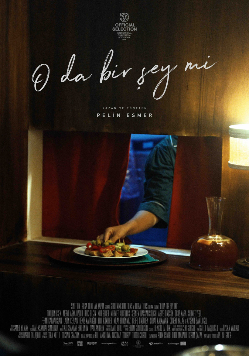 Pelin Esmer'in yeni filmi 'O da bir şey mi' dünya prömiyerini Rotterdam'da yapacak - Resim : 1