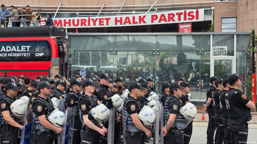 CHP Genel Merkezi’nde gerilim: Özel ve Kılıçdaoğlu ne dedi? - Resim : 1