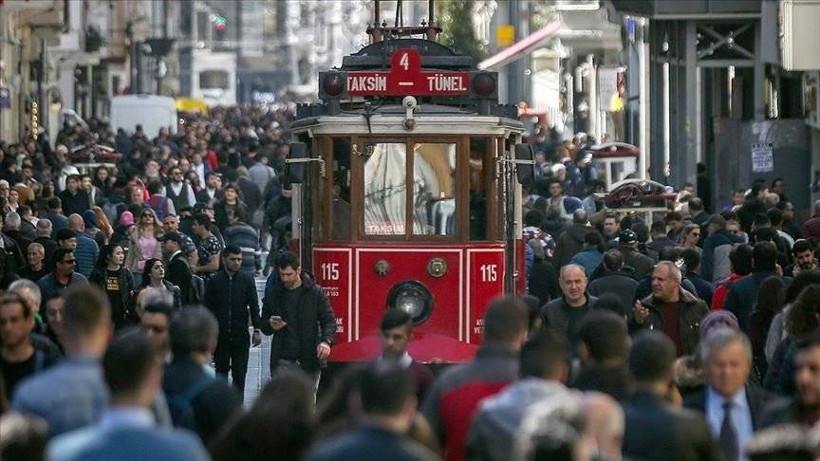 AKP İstanbul'da eridi: Dört yılda 9 puanlık kayıp - Resim: 1