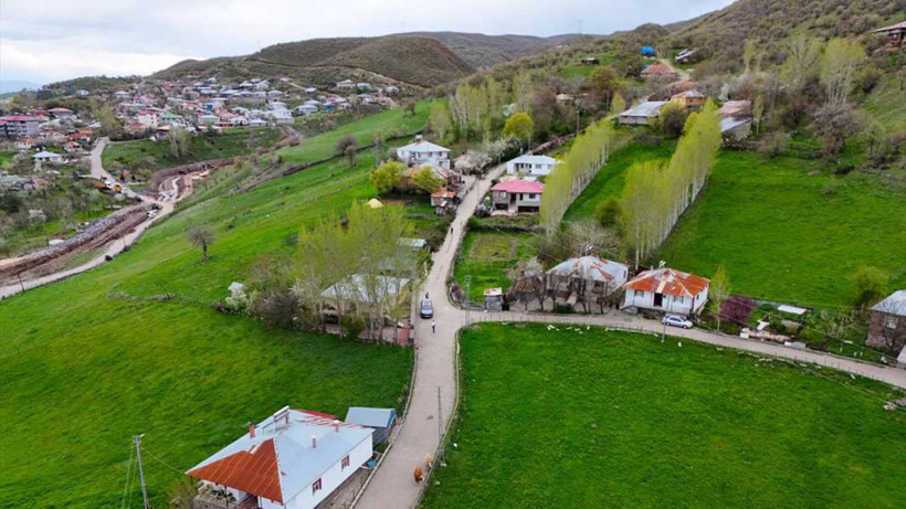 Bingöl'de aynı anda iki mevsimin güzelliği yaşanıyor - Resim: 6
