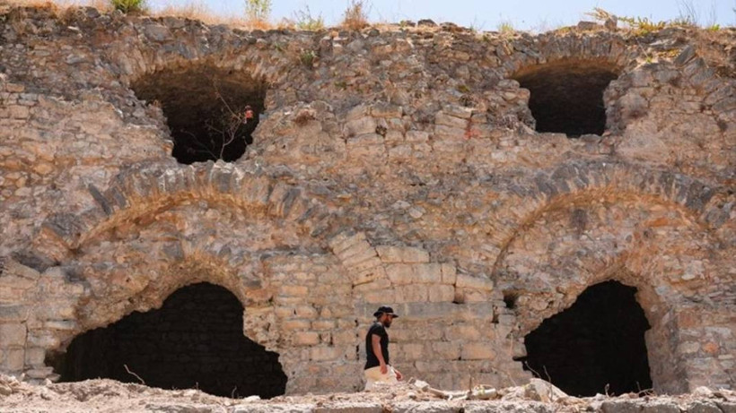 Efes'in kayıp kapısı 'Koressos' gün yüzüne çıkarıldı - Resim: 1