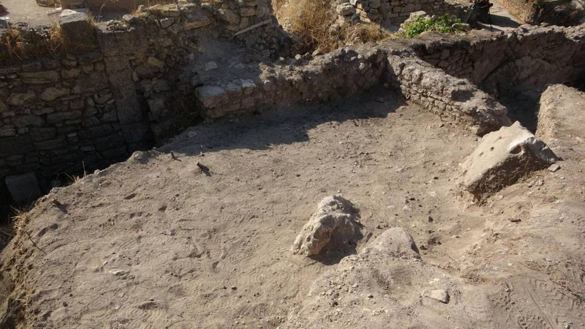 Alexandria Troas Antik Kenti'nde, 1800 yıllık mimari yapılar gün yüzüne çıkarılıyor - Resim: 4